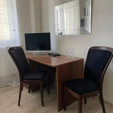 Апартаменты Goscinne W Starym Kinie Устка