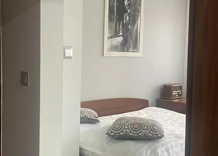 Goscinne W Starym Kinie *